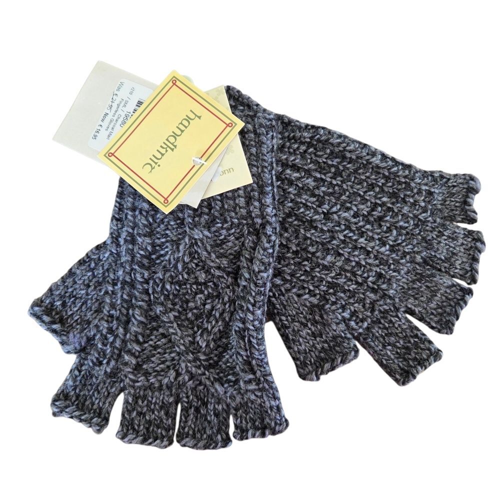 NWT Hand Knit Fingerless Gloves Made in Ireland 100% merino wool SOFT S Gray